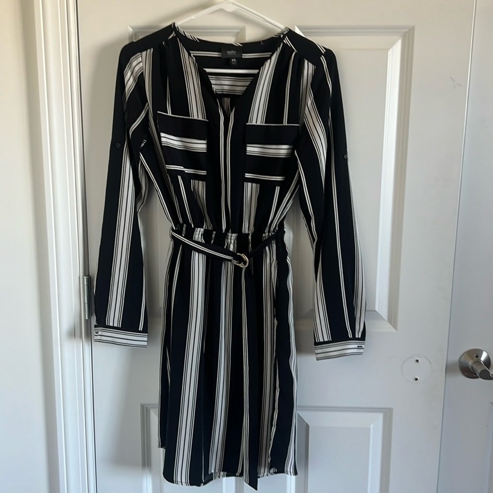 Mossimo Black and White Dress Size XS Long Sleeve